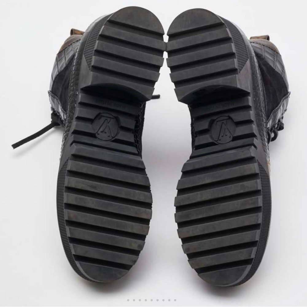 Authentic Louis Vuitton Monogram Combat Boots – Size 36 / US 6 - Picture 5 of 11